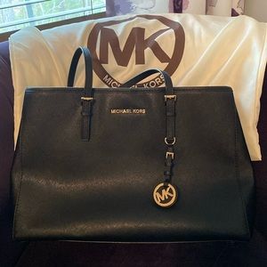 Michael Kors tote in black